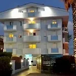 Blumarine 4* Giulianova