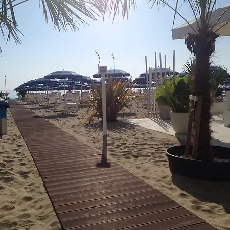 Blumarine Apartahotel Giulianova